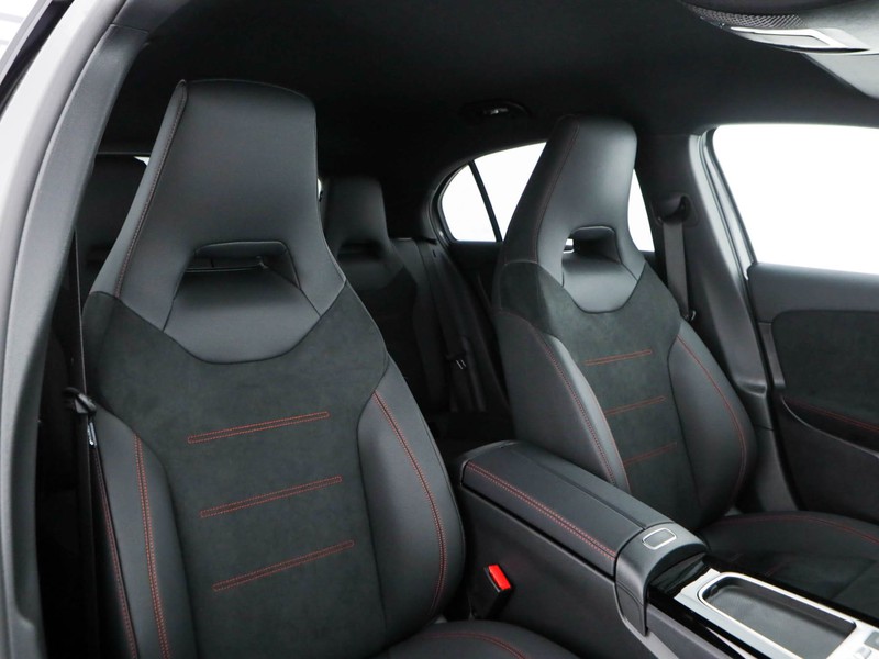 Mercedes Classe A 180 d amg line advanced plus auto
