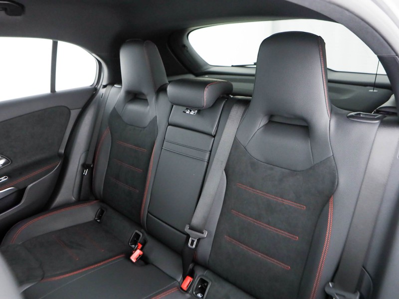 Mercedes Classe A 180 d amg line advanced plus auto