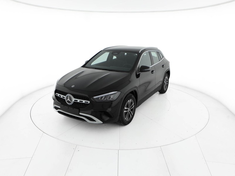Mercedes GLA 180 d advanced auto