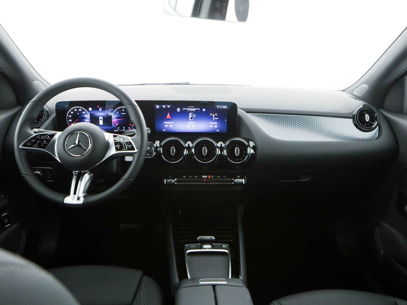 Mercedes GLA 180 d advanced auto