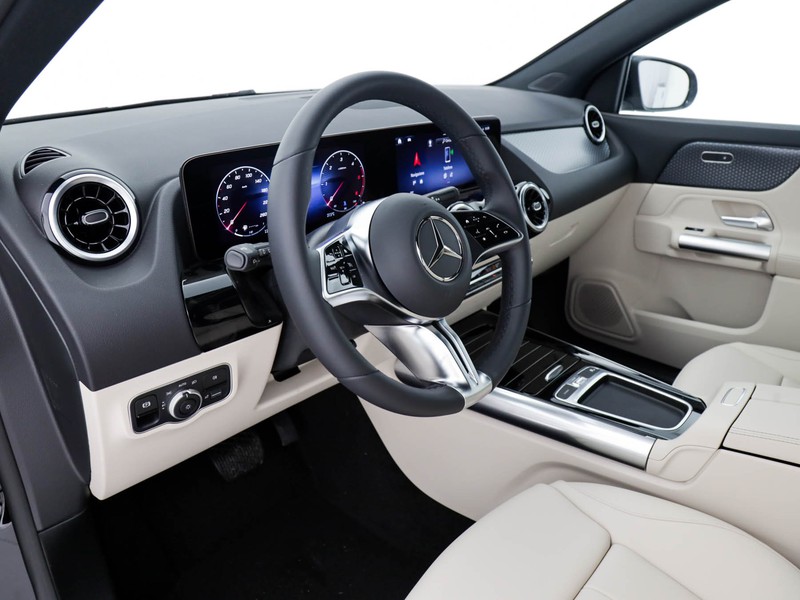 Mercedes GLA 180 d progressive advanced auto