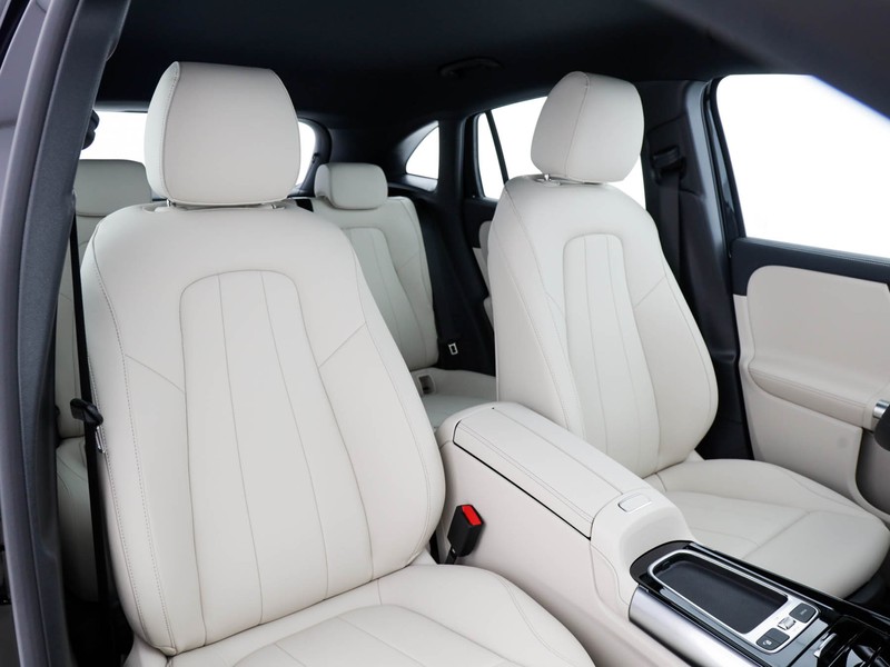Mercedes GLA 180 d progressive advanced auto