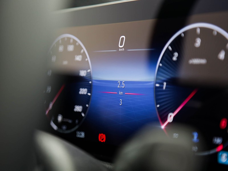 Mercedes GLA 180 d progressive advanced auto
