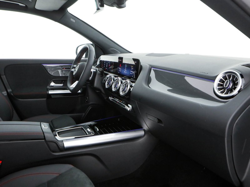Mercedes GLA 200 d amg line advanced plus 4matic auto