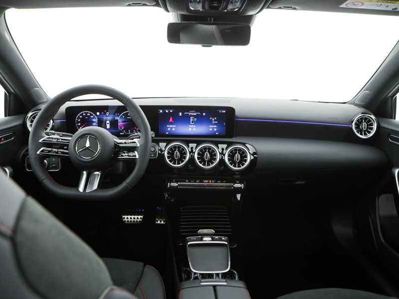 Mercedes Classe A 180 d amg line advanced plus auto