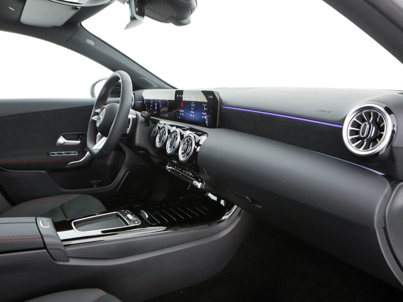 Mercedes Classe A 180 d amg line advanced plus auto