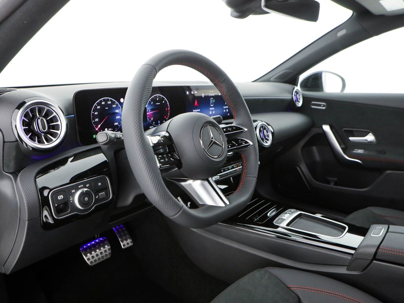 Mercedes Classe A 180 d amg line advanced plus auto