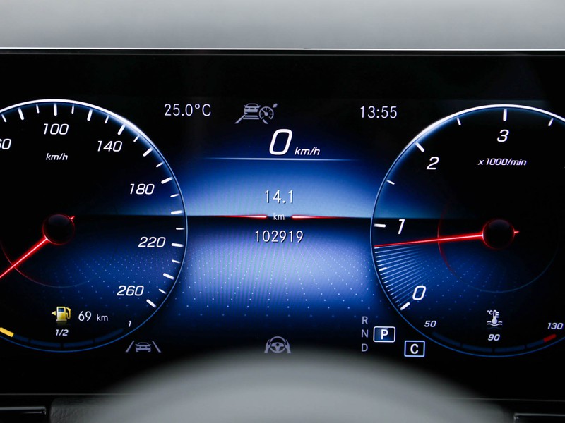 Mercedes GLA 180 d sport auto