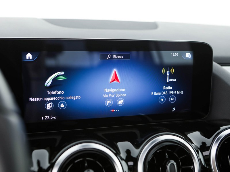 Mercedes GLA 180 d sport auto