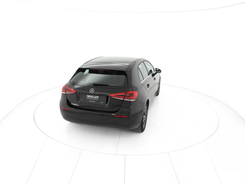 Mercedes Classe A 180 d business extra auto diesel nero