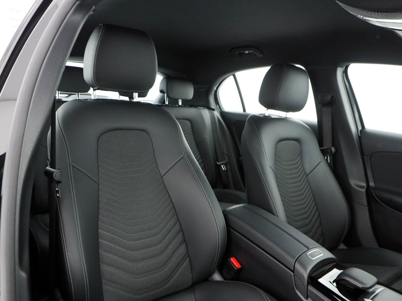 Mercedes Classe A 180 d business extra auto diesel nero