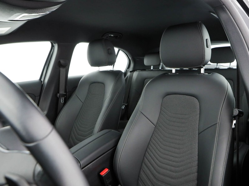 Mercedes Classe A 180 d business extra auto diesel nero