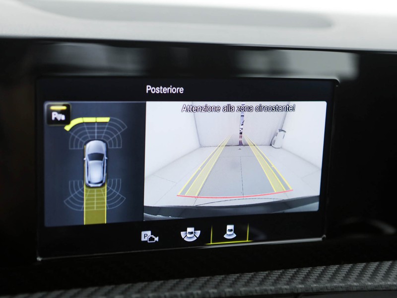 Mercedes Classe A 180 d business extra auto diesel nero