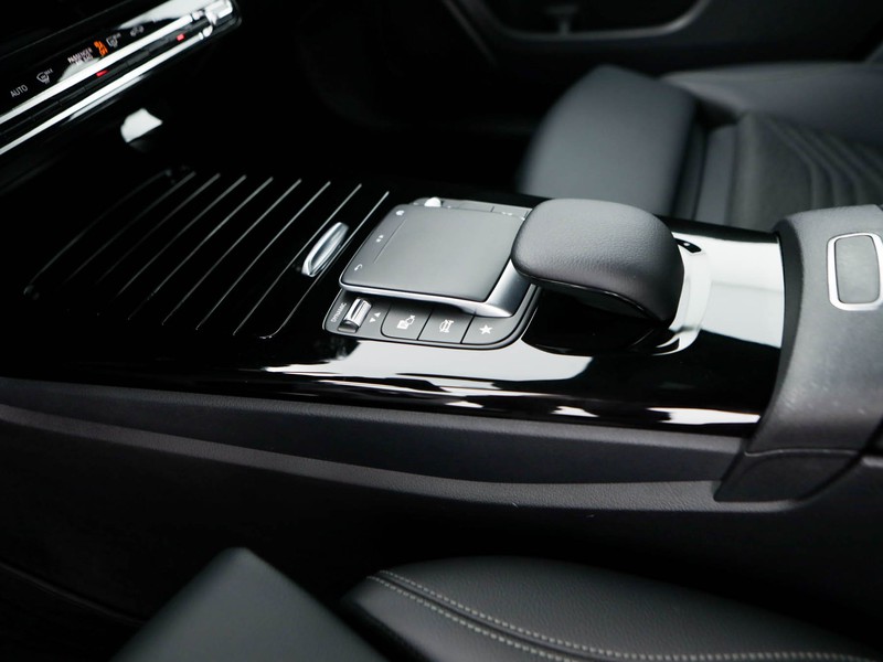 Mercedes Classe A 180 d business extra auto diesel nero