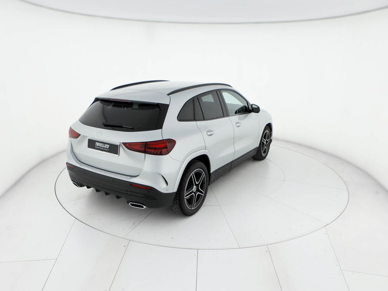 Mercedes GLA 180 d amg line advanced plus auto