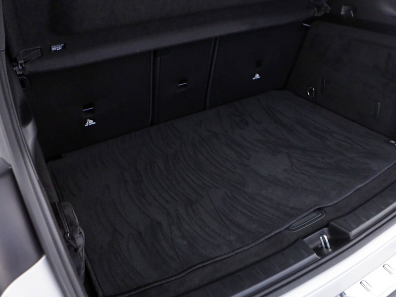 Mercedes GLA 180 d amg line advanced plus auto