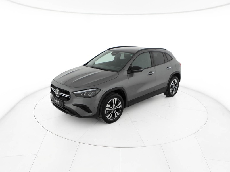 Mercedes GLA 180 d progressive advanced plus auto