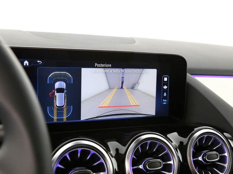 Mercedes GLA 180 d progressive advanced plus auto