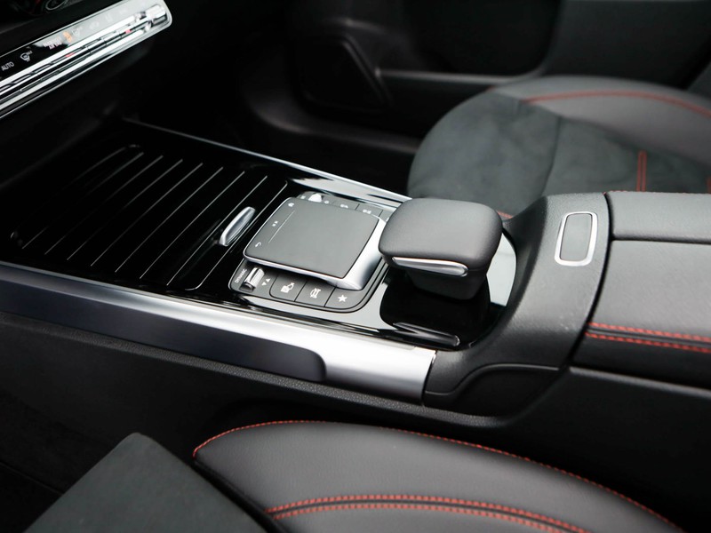 Mercedes GLB 200 d premium auto