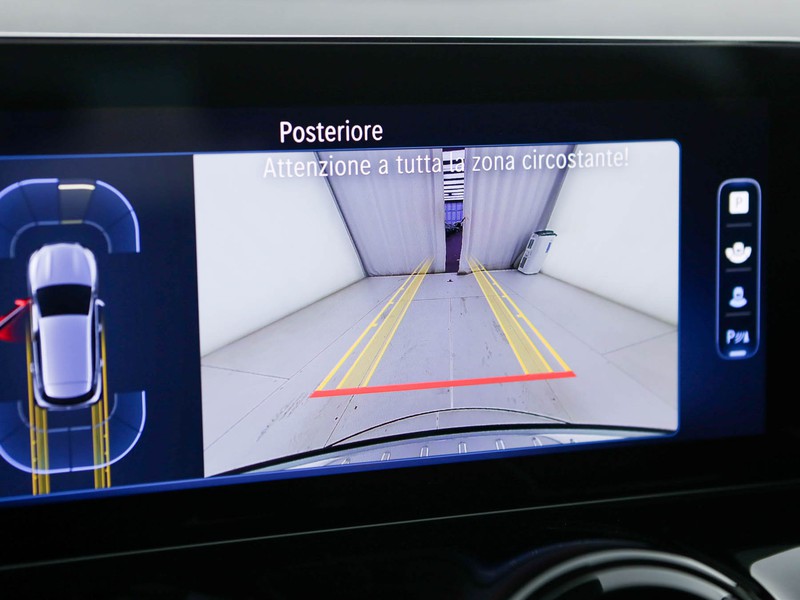 Mercedes GLA 180 d advanced auto