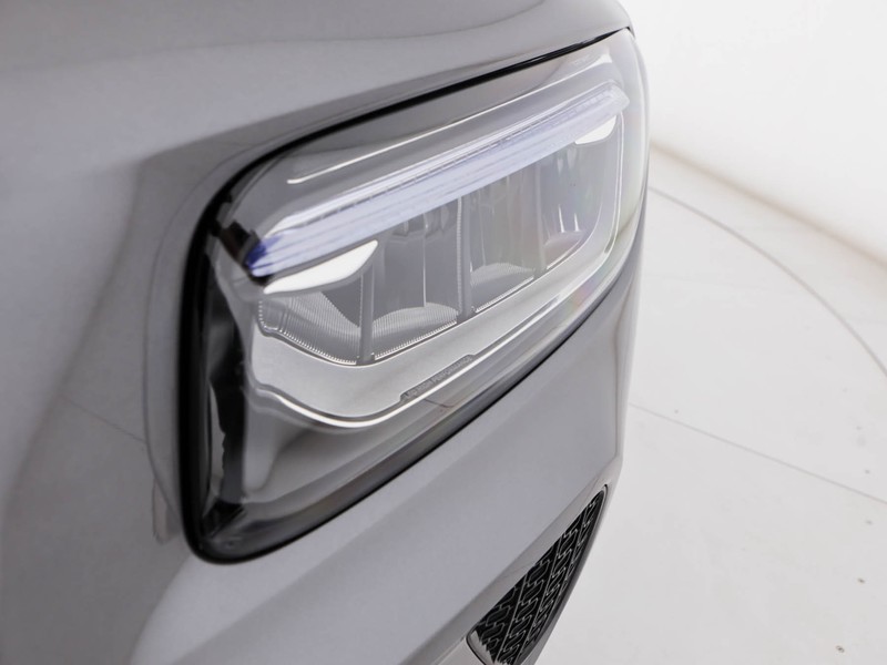 Mercedes GLB 180 d progressive advanced auto