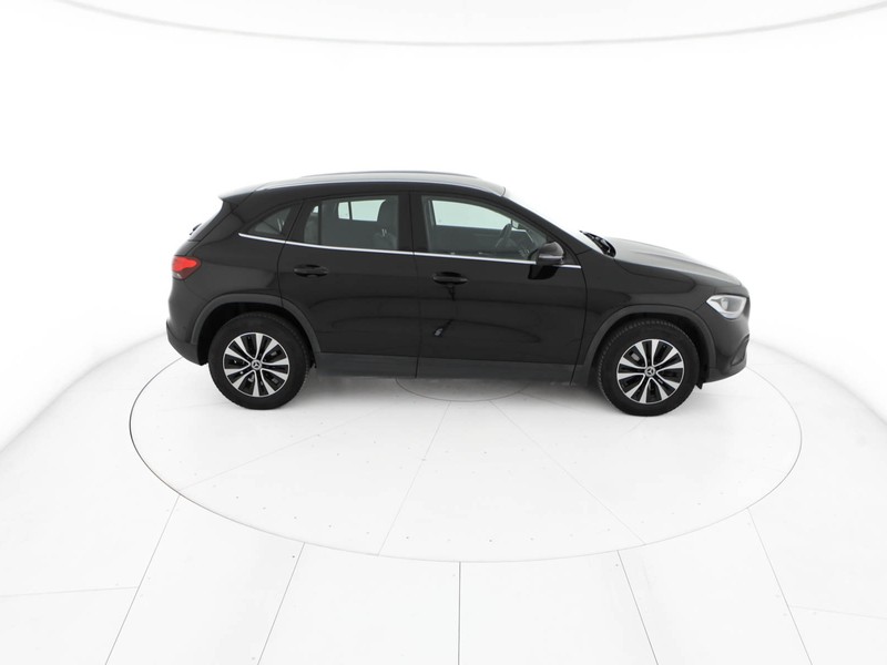 Mercedes GLA 180 d business auto diesel nero