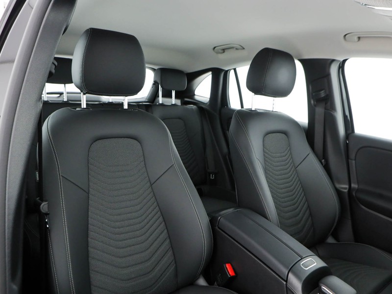 Mercedes GLA 180 d business auto diesel nero