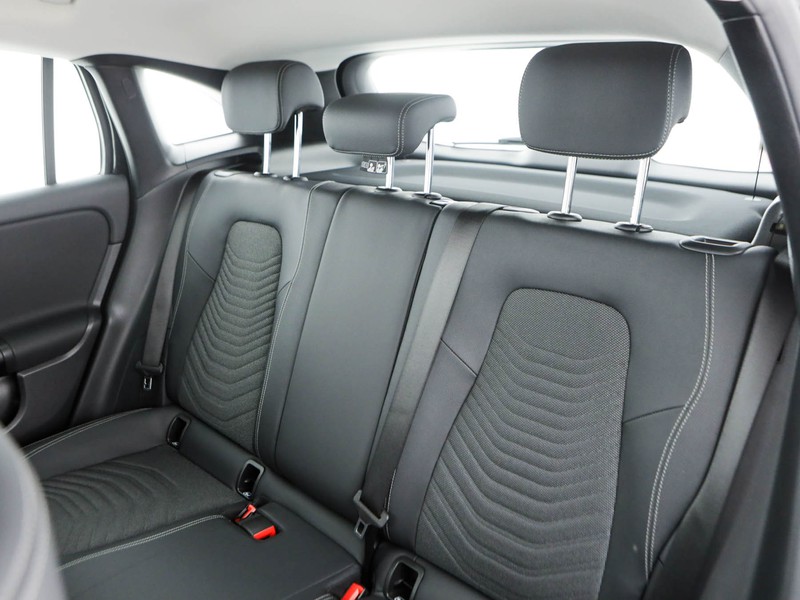 Mercedes GLA 180 d business auto diesel nero
