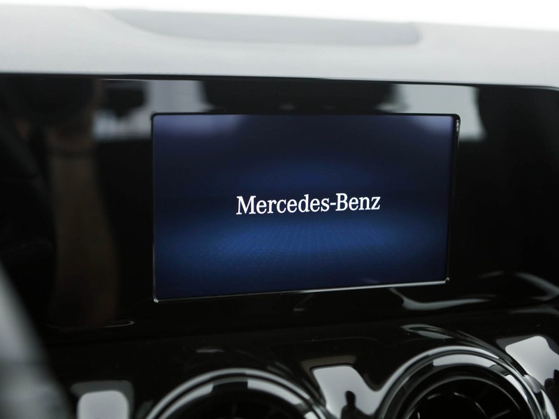 Mercedes GLA 180 d business auto diesel nero