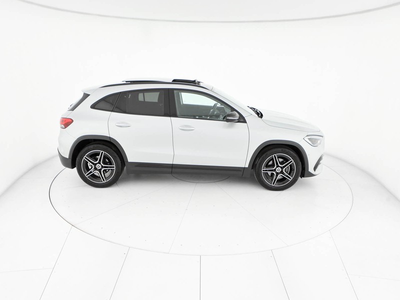 Mercedes GLA 200 d premium 4matic auto diesel argento