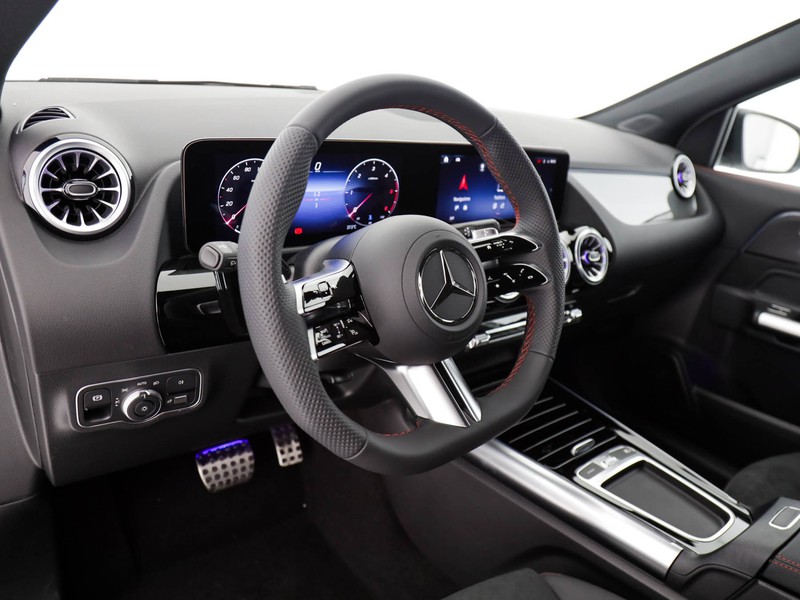 Mercedes GLA 180  d Automatic diesel bianco