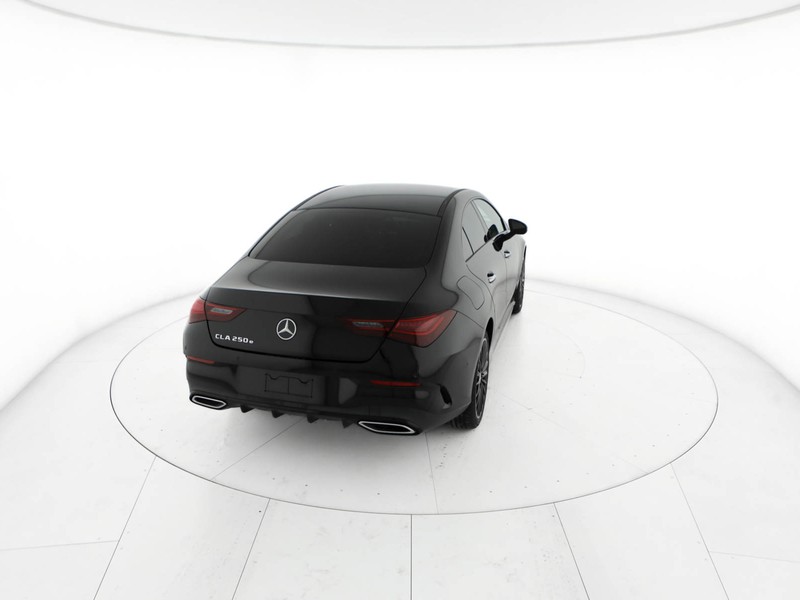 Mercedes CLA Coupè Coup 250 e Plug-in hybrid  nero