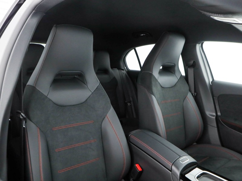 Mercedes Classe A 180 d amg line advanced plus auto
