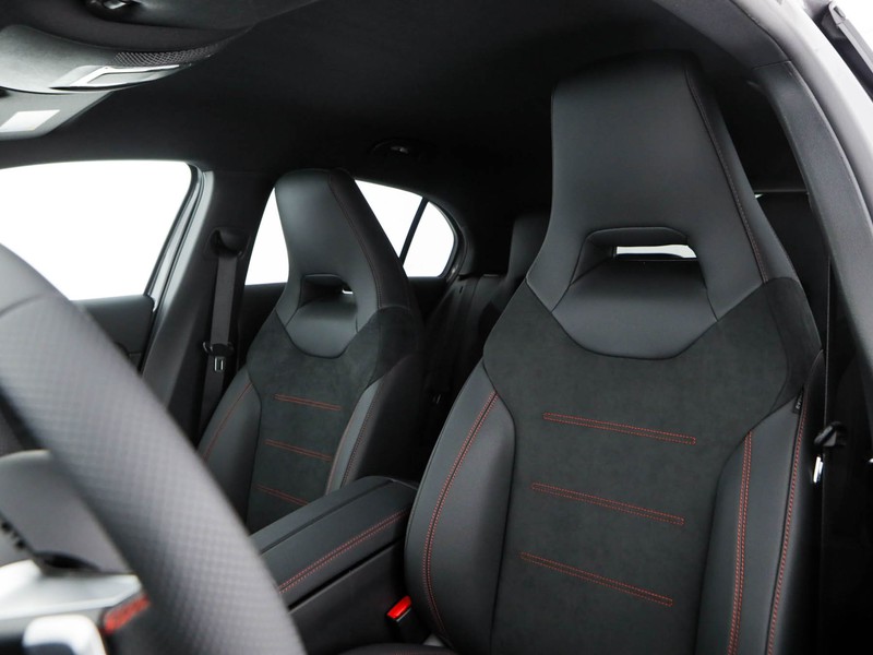 Mercedes Classe A 180 d amg line advanced plus auto