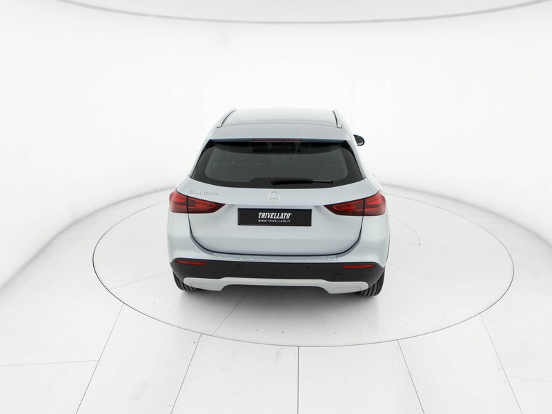 Mercedes GLA 180 d advanced auto