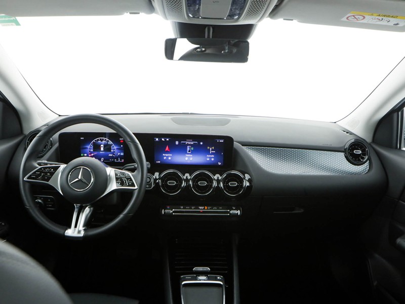 Mercedes GLA 180 d advanced auto