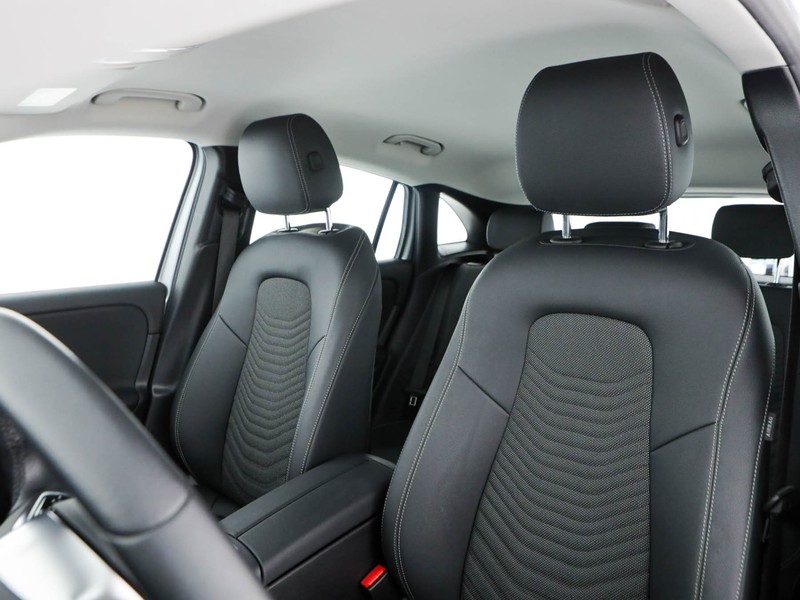 Mercedes GLA 180 d advanced auto