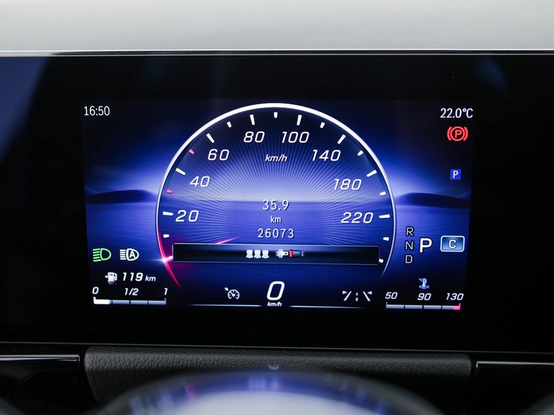 Mercedes GLA 180 d advanced auto