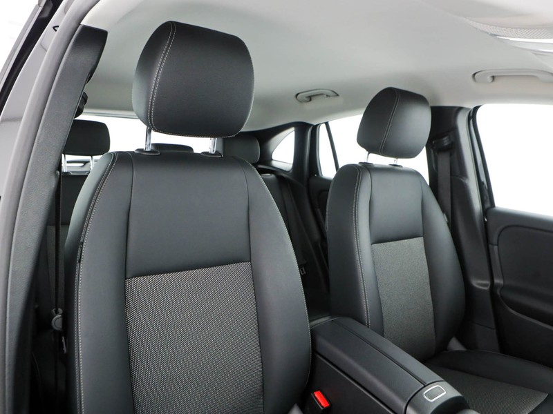 Mercedes GLA 180 d executive auto diesel nero