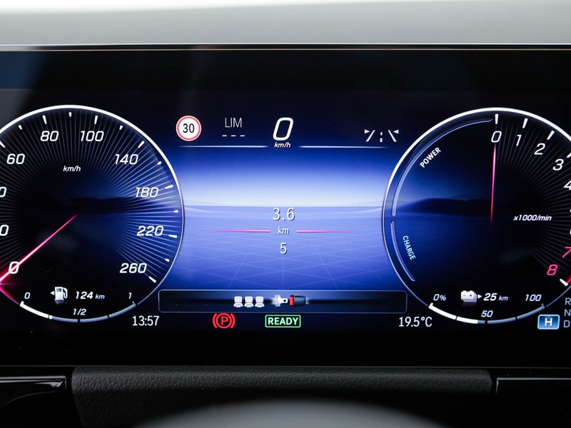 Mercedes GLA 250 e phev amg line advanced plus auto
