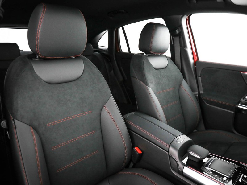 Mercedes GLA 200 d premium auto diesel rosso