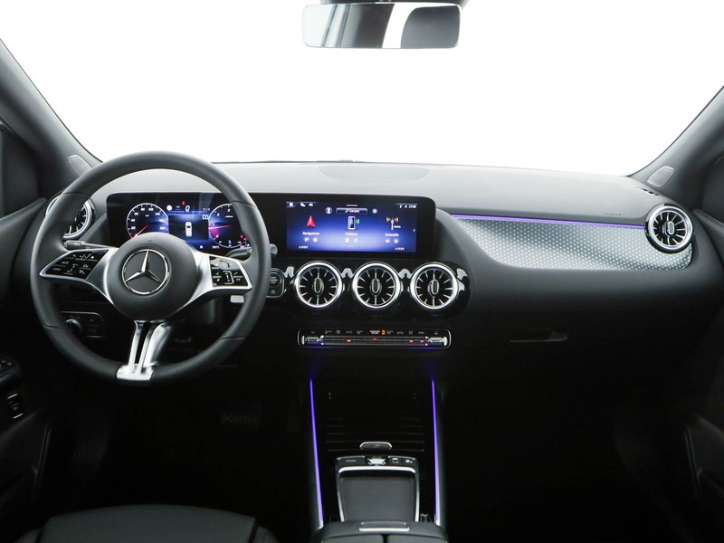 Mercedes Classe B 180 d street edition auto diesel bianco