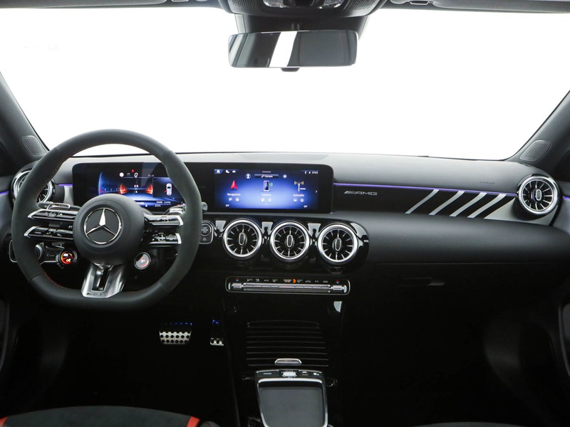 AMG Classe A a amg 35 premium amg 4matic auto benzina bianco