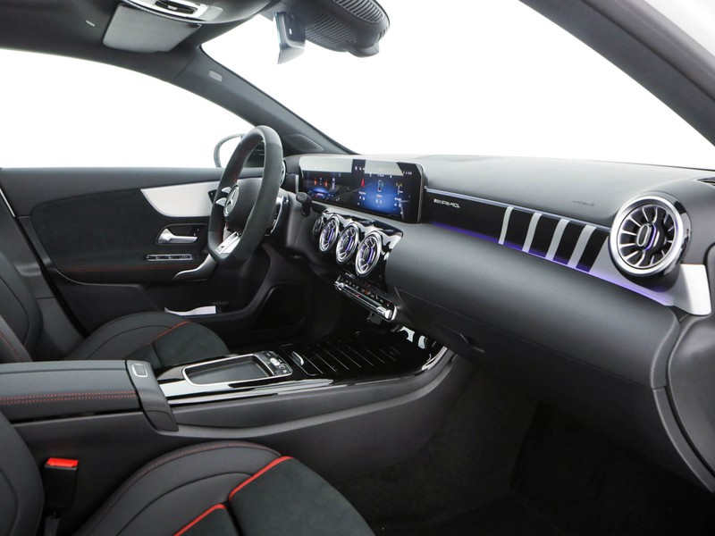 AMG Classe A a amg 35 premium amg 4matic auto benzina bianco