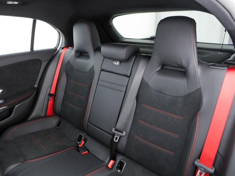 AMG Classe A a amg 35 premium amg 4matic auto benzina bianco