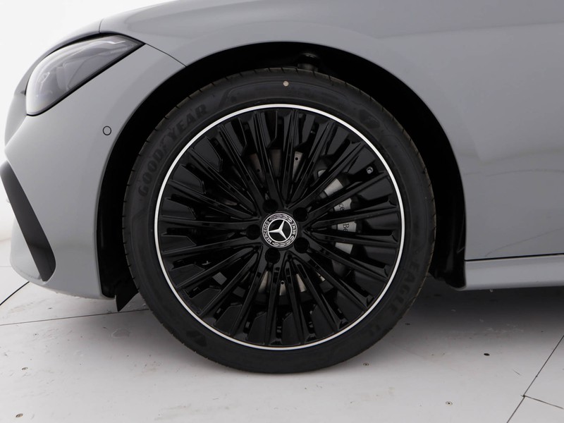 Mercedes CLE coupe 220 d amg line premium plus auto ibrido grigio