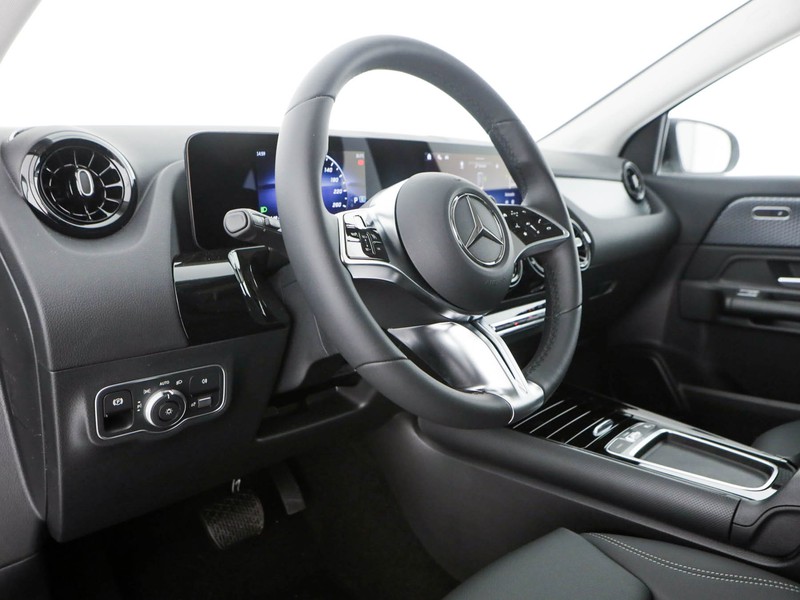 Mercedes GLA 180 d advanced auto diesel nero
