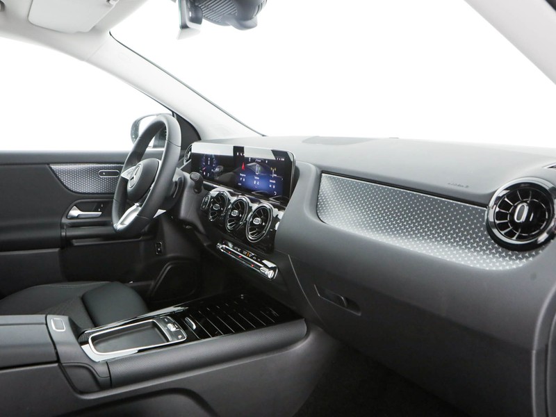 Mercedes GLA 180 d advanced auto diesel nero