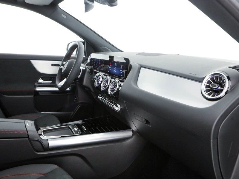 Mercedes GLA 200 d amg line advanced plus tech edition auto diesel argento