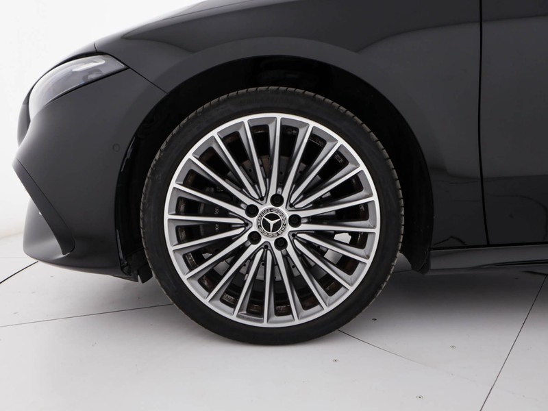 Mercedes Classe A 250 e phev amg line advanced plus auto ibrido nero